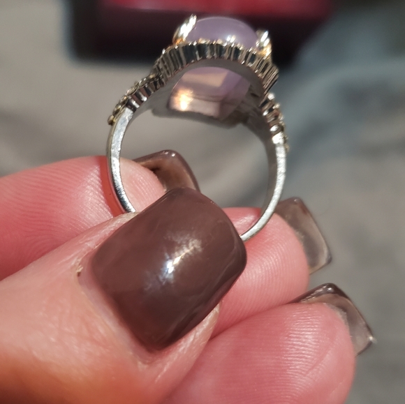 Ladies fashion purple stone ring.  New - Picture 6 of 12